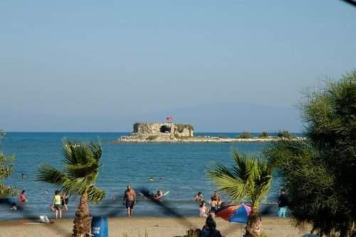 Yumurtalik Cesur Pansiyon מראה חיצוני תמונה